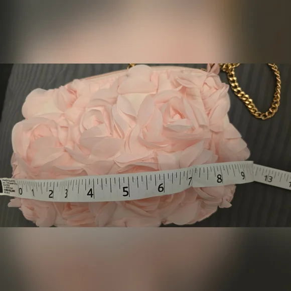Soft Pink Floral Women's Clutch Shoulder purse - Picture 7 of 9